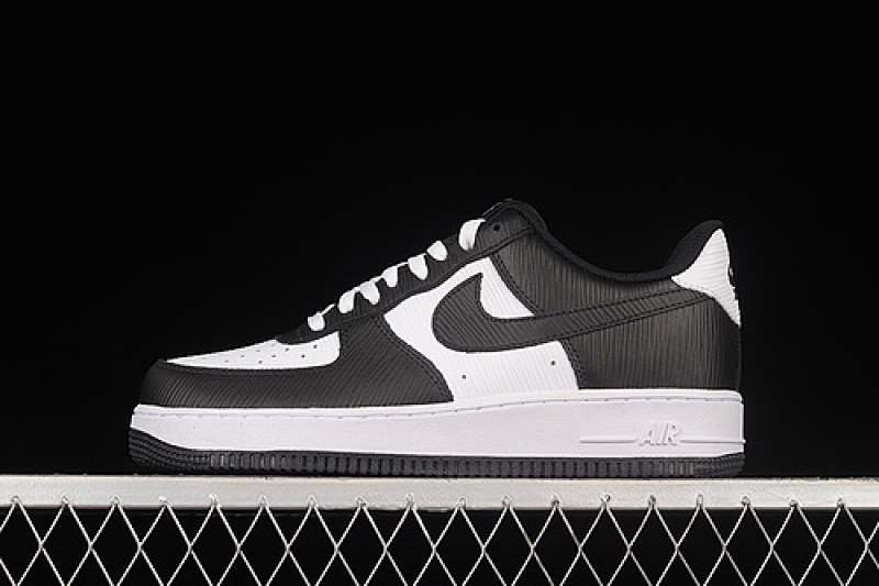 Nike Nike AIR FORCE 1 LOW TUXEDO BLACK/WHITE/BLACK · AQ4134-100, photo 1