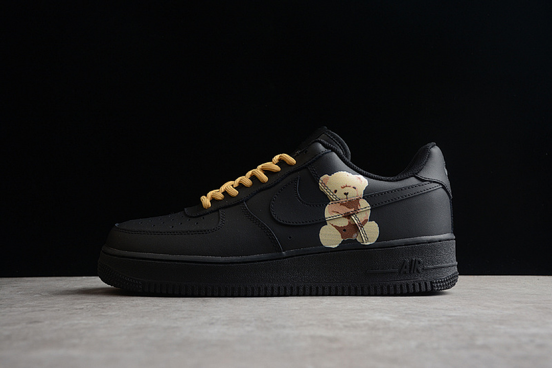 Nike [CW2288-001]-[AIR FORCE 1 LOW 07 BLACK/BLACK/YELLOW]-[WOMAN:36-39]-[MAN:40-45], photo 1