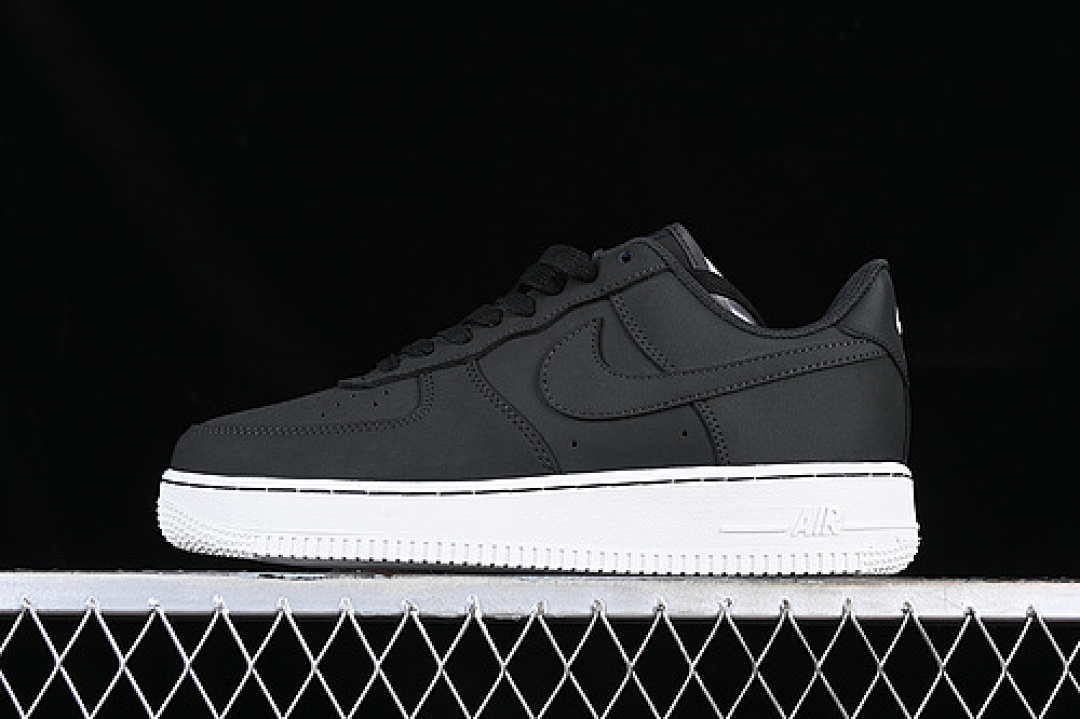 Nike Nike [DQ8571-001]-[AIR FORCE 1 07 LOW WHITE/BLACK]-[WOMAN:36-39]-[MAN:40-45], photo 1