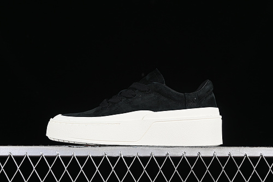 LABCOURT WHITE/BLACK · ID6227, photo 1