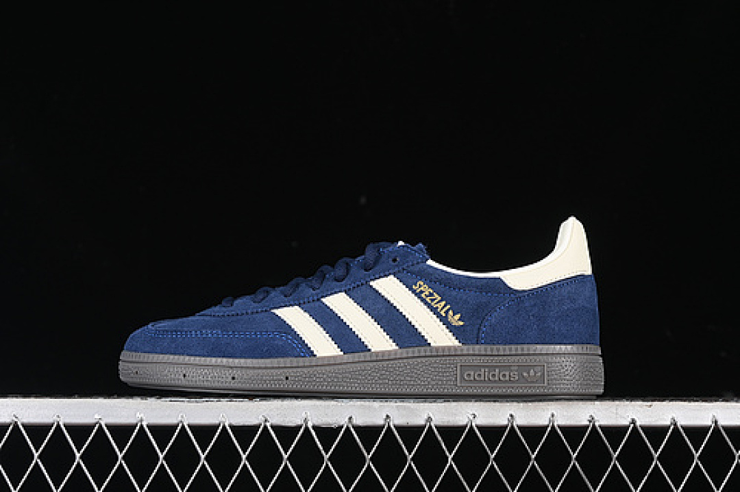 Unbranded [IF7087]-[HANDBALL SPEZIAL NIGHT INDIGO/CREAM WHITE/WHITE]-[WOMAN:35-39]-[MAN:40-45], photo 1