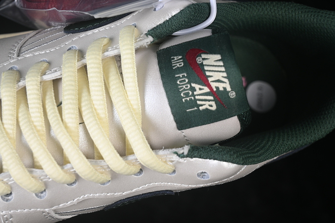 Nike [IR5896-030]-[AIR FORCE 1 07 LOW CASUAL SNEAKERS SILVER/GREEN]-[WOMAN:36-39]-[MAN:40-45] - Image 9