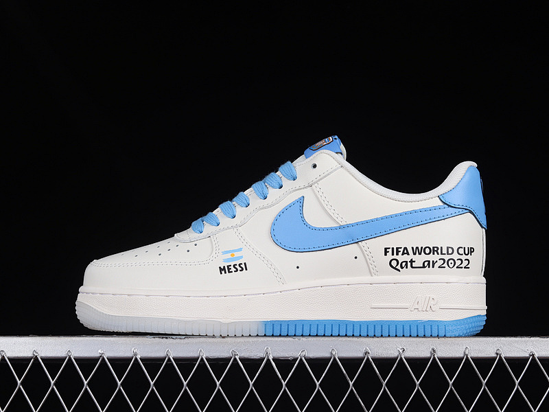 Nike Nike AIR FORCE 1 LOW 07 WHITE/WHITE/BLUE · DR9868-800, photo 1