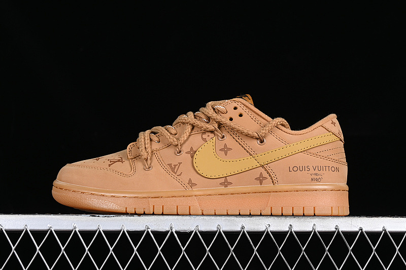 Nike SB DUNK LOW L*V WHEAT · FC1688-141, photo 1