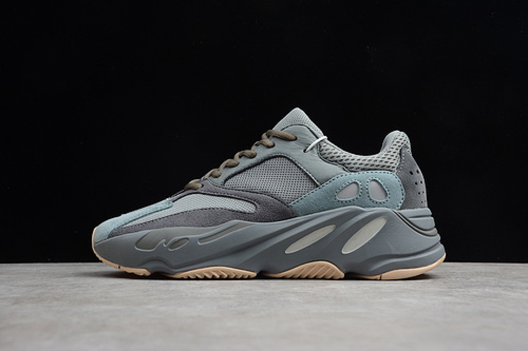 On Running [FW2499]-[GT YEEZY BOOST 700 V2 SHOES TEAL BLUE/TEAL BLU]-[UNISEX:36-45], photo 1