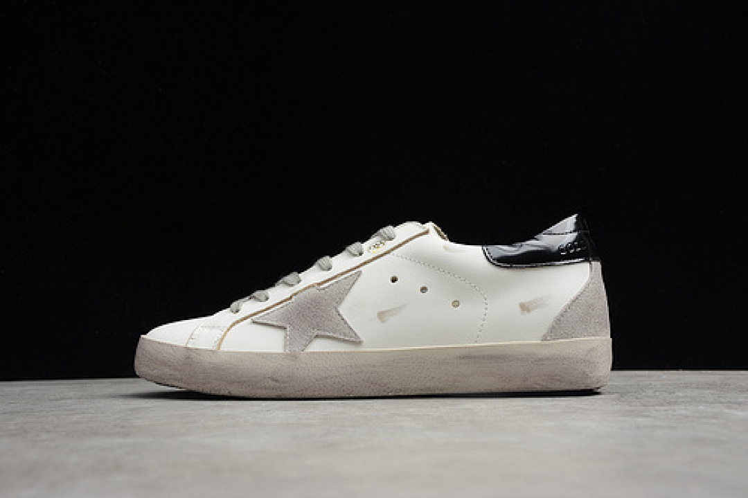 Golden Goose [GOIDEN*GOOSE WHITE/BLACK/LIGHT GREY]-[WOMAN:35-39], photo 1