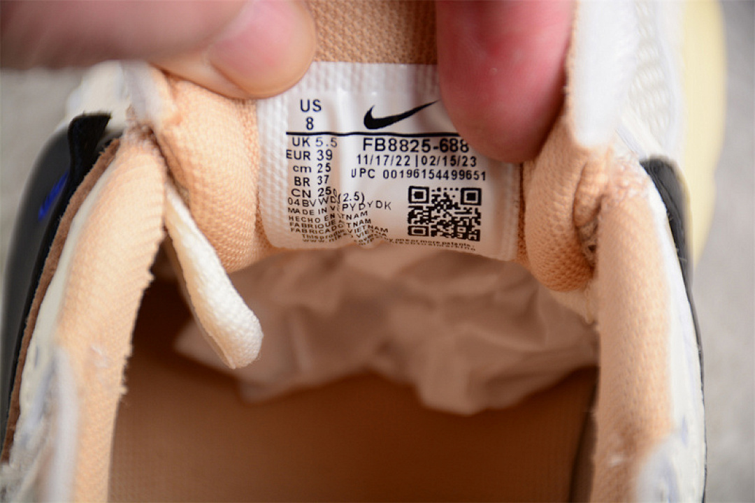 Nike [FB8825-688]-[ZOOM VOMERO 5 SP WHITE/GREY/BLACK/YELLOW]-[WOMAN:36-39]-[MAN:40-45] - Image 5