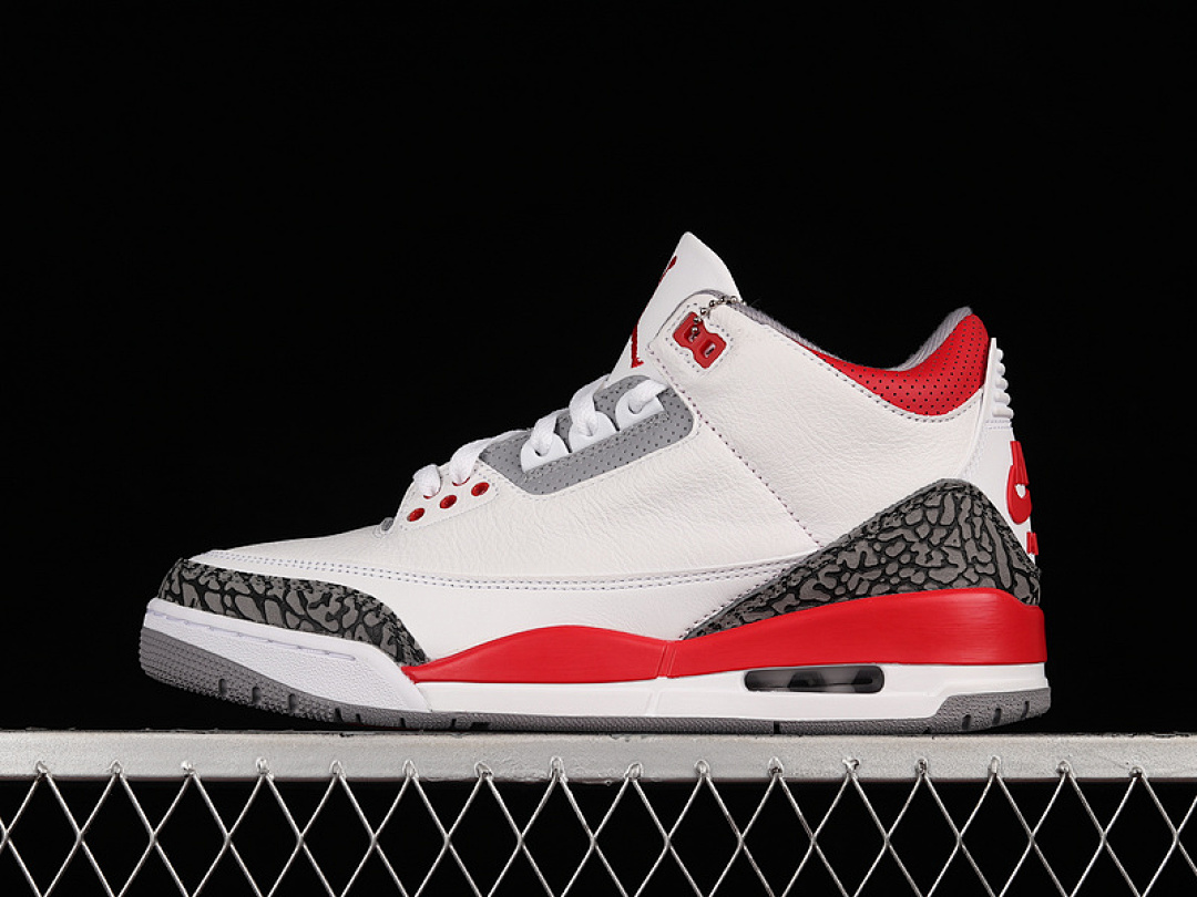 Jordan [DN3707-160]-[AIR JORDAN 3 RETRO 2022 WHITE/FIRE RED/CEMENT GREY/BLACK]-[MAN:40-47.5], photo 1