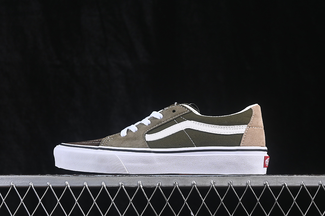 SK8 LOW RETRO CASUAL SKATE SHOES WHEAT/BLACK/GREEN · VN0A4UUKB7J, photo 1