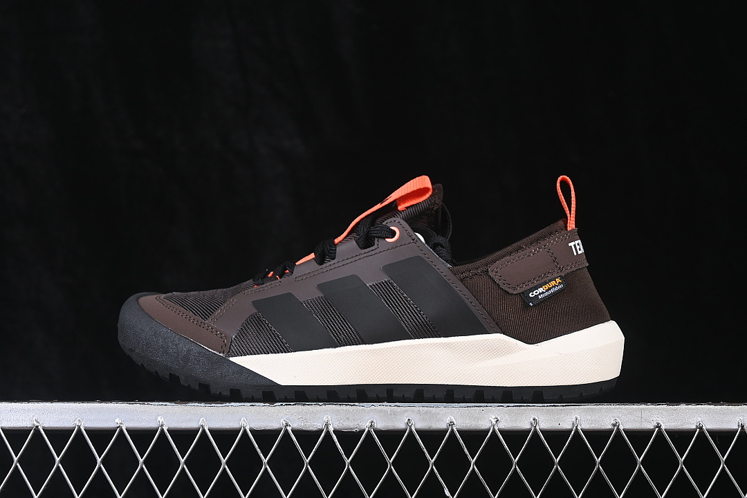 Unbranded [KZ7681]-[TERREX DAROGA 25 CASUAL LIFE SHOES BLACK/INKINESS]-[WOMAN:39]-[MAN:40-45], photo 1