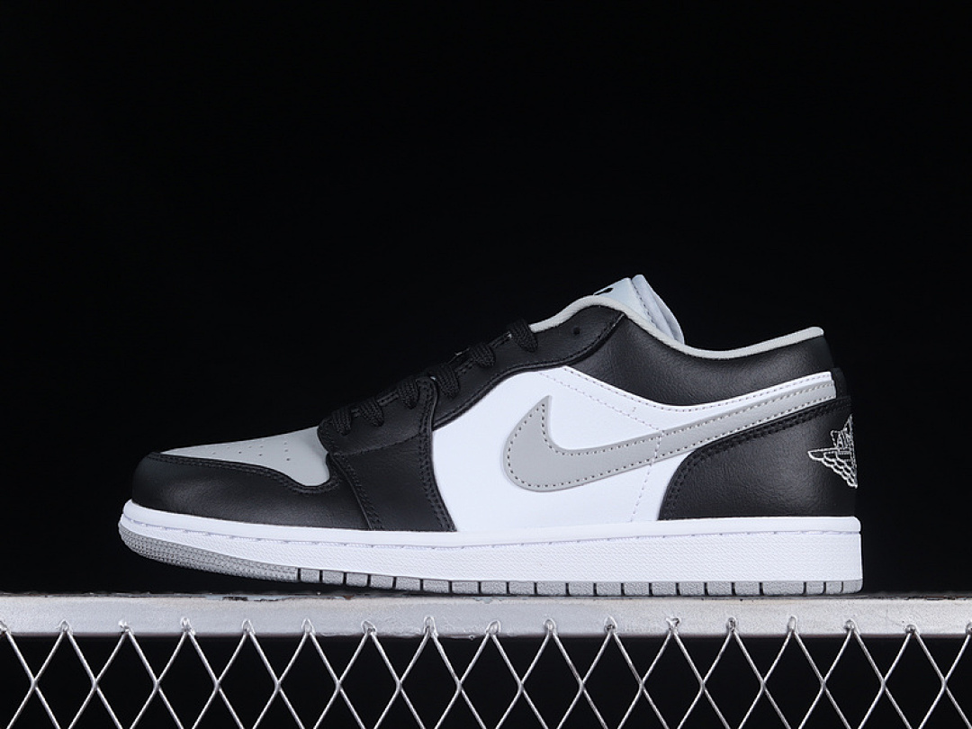 Jordan [553558-039]-[AIR JORDAN 1 LOW BLACK/BLACK/LIGHT SMOKE GREY/WHITE]-[WOMAN:35.5-39]-[MAN:40-46], photo 1