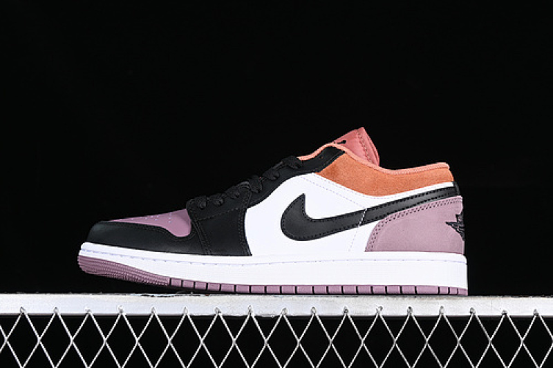 Jordan AIR Jordan 1 LOW SE WHITE/BLACK/PURPLE/BROWN · FB9907-102, photo 1