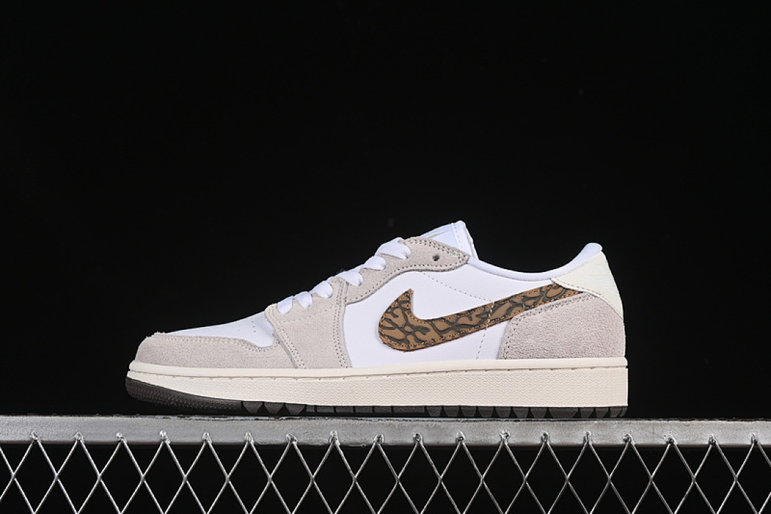 Jordan AIR Jordan 1 LOW GOLF WHITE/GREY/GOLD · DD9315-116, photo 1