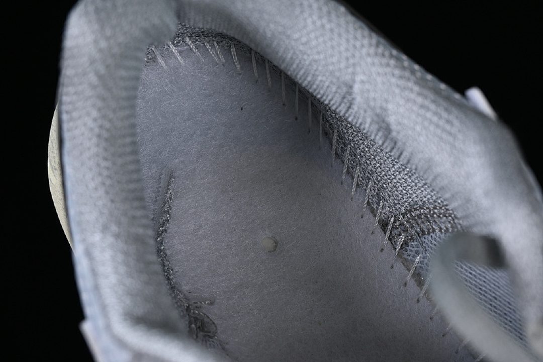 Nike [FD9919-001]-[ZOOM VOMERO 5 SP GREY/SILVER/BLACK/WHITE]-[WOMAN:36-39]-[MAN:40-45] - Image 4