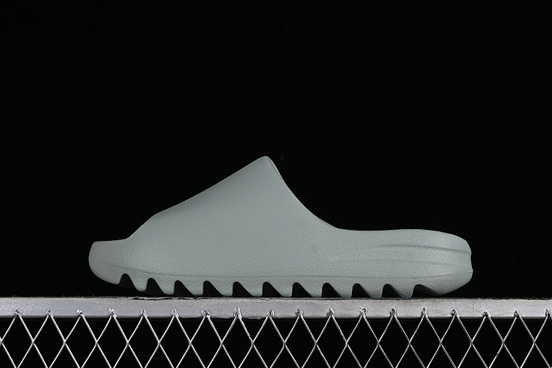 Adidas Adidas KANYE WEST X YEEZY SLIDE RESIN SALT/SALT/SALT · ID5480, photo 1