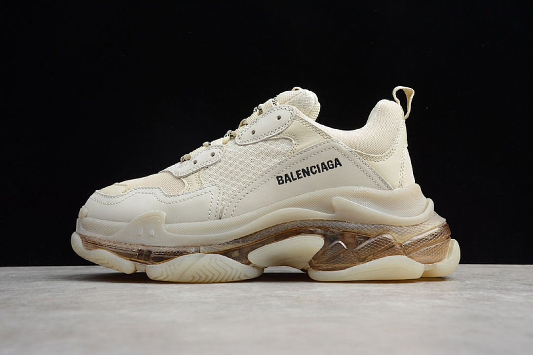 Unbranded [ECBA800616H]-[TRIPLE S SNEAKER DADSHOE BEIGE/WHITE]-[UNISEX:35-45], photo 1