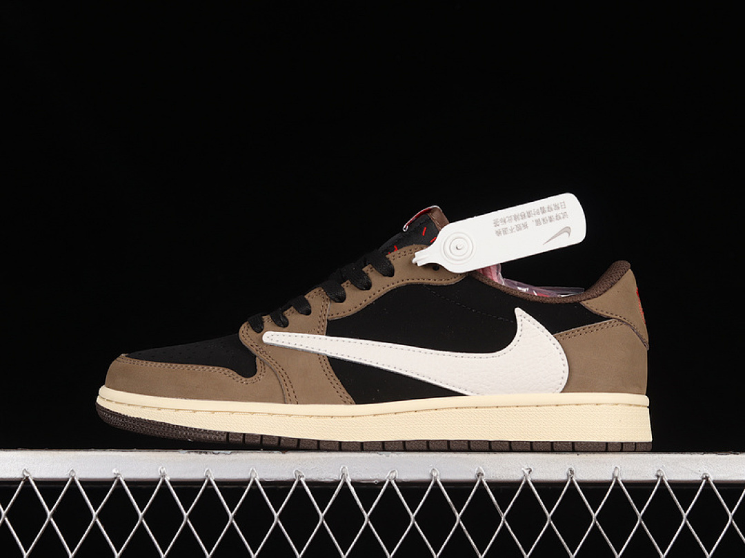 Jordan TRAVIS SCOTT X AIR Jordan 1 LOW BLACK/DARK MOCHA-UNIVERSITY RED-SAIL · CQ4277-001, photo 1