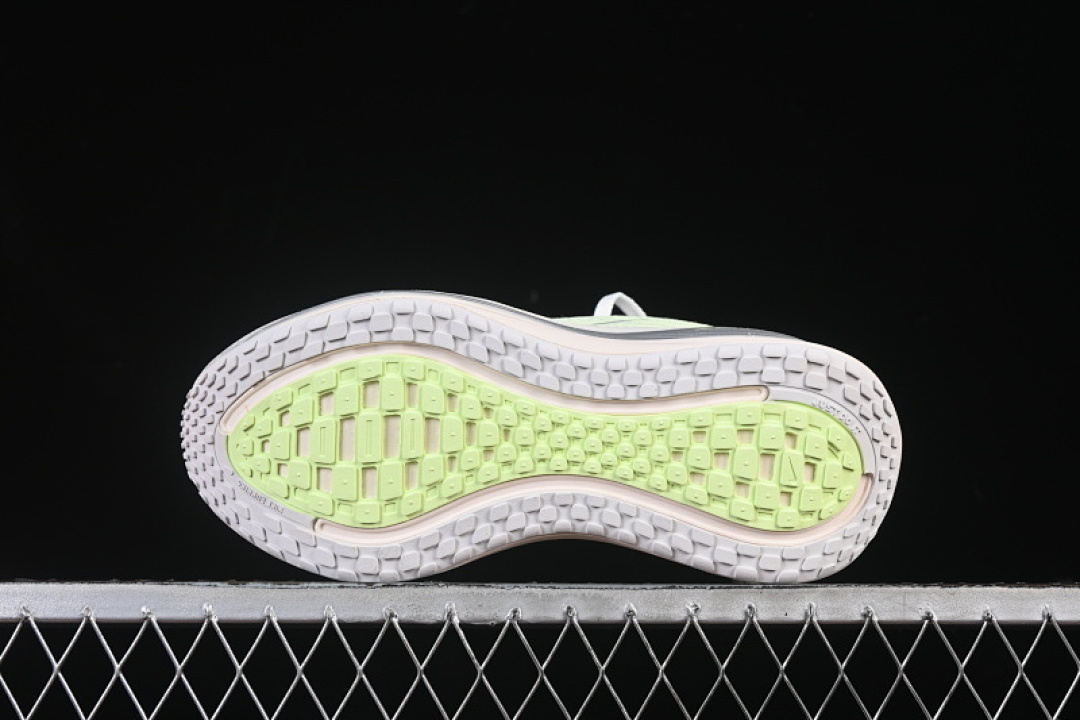 Nike [HV8154-103]-[AIR ZOOM VOMERO PLUS AIR CUSHION SHOES GREEN/SILVER]-[WOMAN:35.5-39]-[MAN:40-42] - Image 14