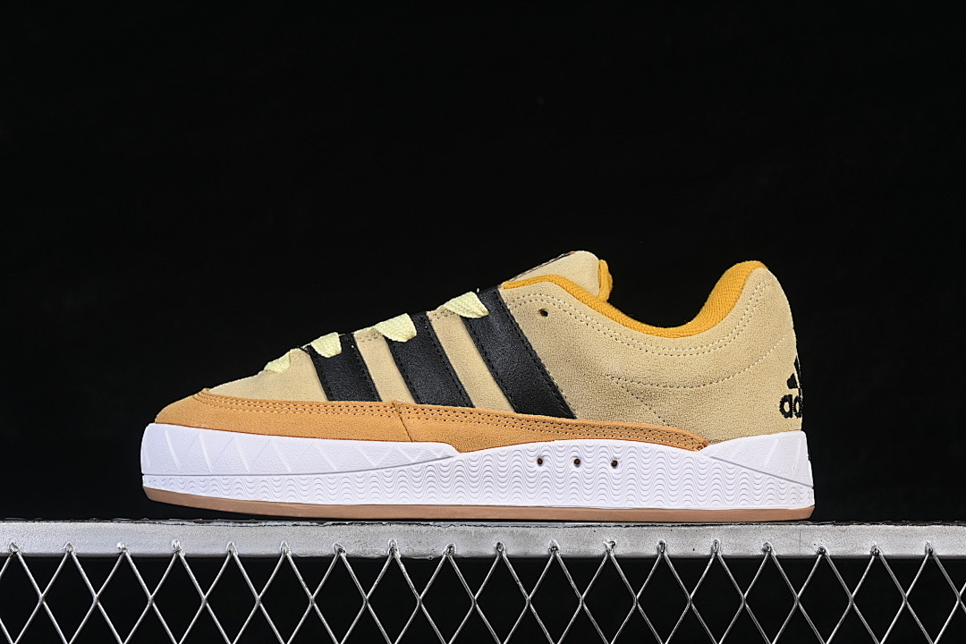 Unbranded [IF0513]-[SHARK BREAD CASUAL SHOES ORANGE/WHITE/BROWN/YELLOW/BLACK]-[WOMAN:36-39]-[MAN:40-45], photo 1