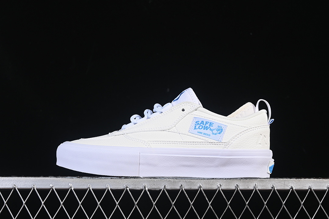 LOW TOP RETRO CASUAL SNEAKERS WHITE/BEIGE/SKY BLUE · VN0007QXBA22, photo 1