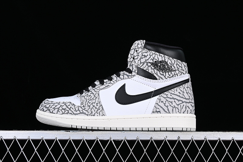 Jordan AIR Jordan 1 RETRO HIGH OG WHITE CEMENT TECH GREY/MUSLIN/BLACK/WHITE · DZ5485-0524, photo 1