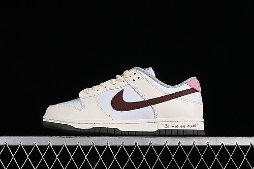 Unbranded [DD1503-117]-[DUNK LOW SB WHITE/LIGHT SMOKE GREY/BLACK]-[WOMAN:35.5-42], photo 1