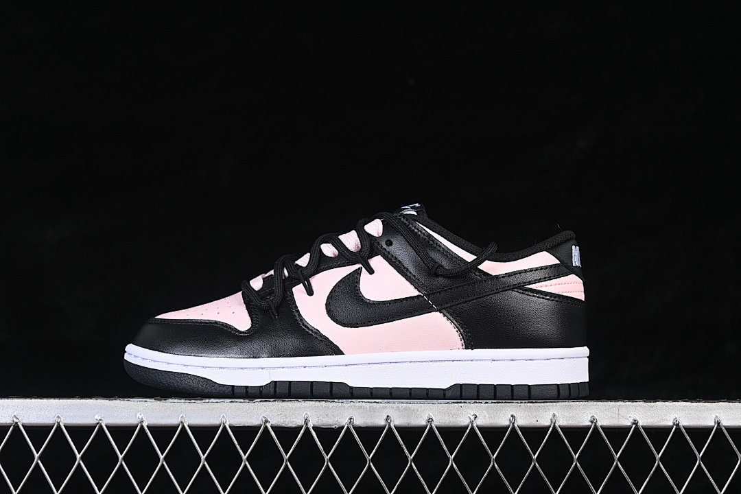 Nike DUNK LOW CASUAL SNEAKERS BLACK/WHITE/LIGHT PINK · CW1590-100, photo 1