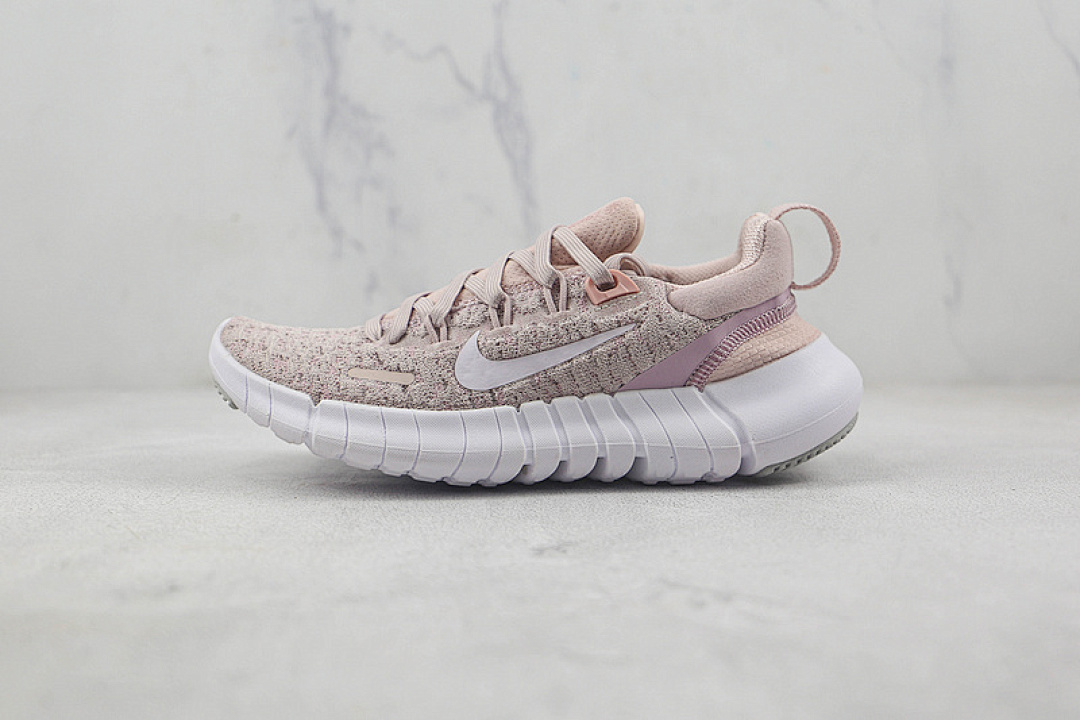 Unbranded [CZ1891-004]-[FREE RN 5.0 NEXT NATURE PLATINUM VIOLET/CHAMPAGNE/WHITE]-[WOMAN:36-39], photo 1