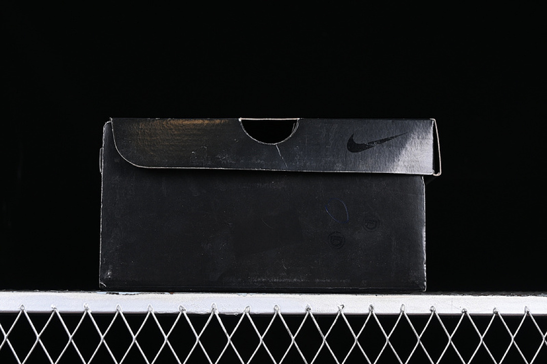 Nike [FJ9363-100]-[ZOOM KOBE 4 PROTRO MAMBACITA WHITE/WHITE/BLACK/METALLIC GOLD]-[MAN:40-48.5] - Image 11