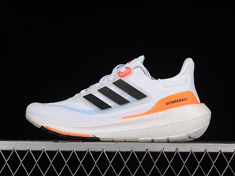 ULTRABOOST LIGHT CLOUD WHITE/CORE BLACK/SOLAR RED · HQ6351, photo 1