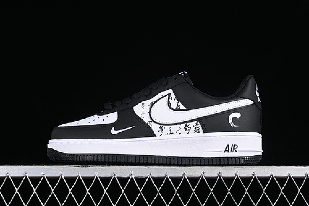 Nike Nike AIR FORCE 1 07 LOW ORACLE WHITE/BLACK · DV0788-003, photo 1