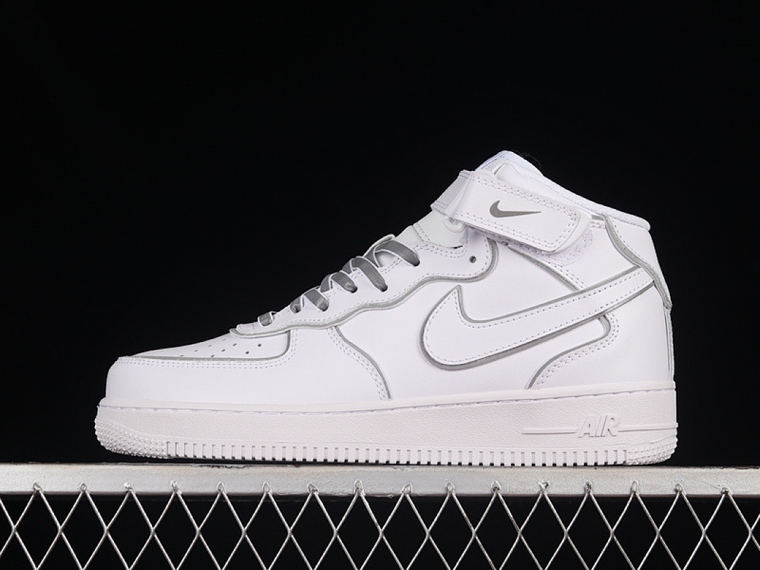 Nike [369733-809]-[AIR FORCE 1 07 MID WHITE/SILVER/WHITE]-[WOMAN:36-39]-[MAN:40-45], photo 1