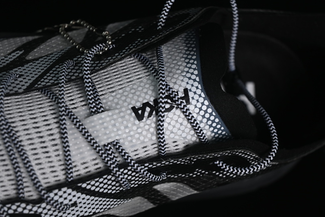 Hoka [1168971 BWHT]-[HOKA MAFATE SPEED 4 LITE BLACK/WHITE]-[WOMAN:36-39]-[MAN:40-45] - Image 9