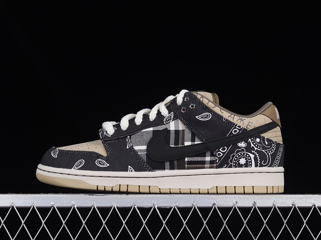 Unbranded [CT5053-001]-[TRAVIS SCOTT SB DUNK LOW BLACK/PARACHUTE BEIGE/PETRA BROWN]-[UNISEX:36-47.5], photo 1