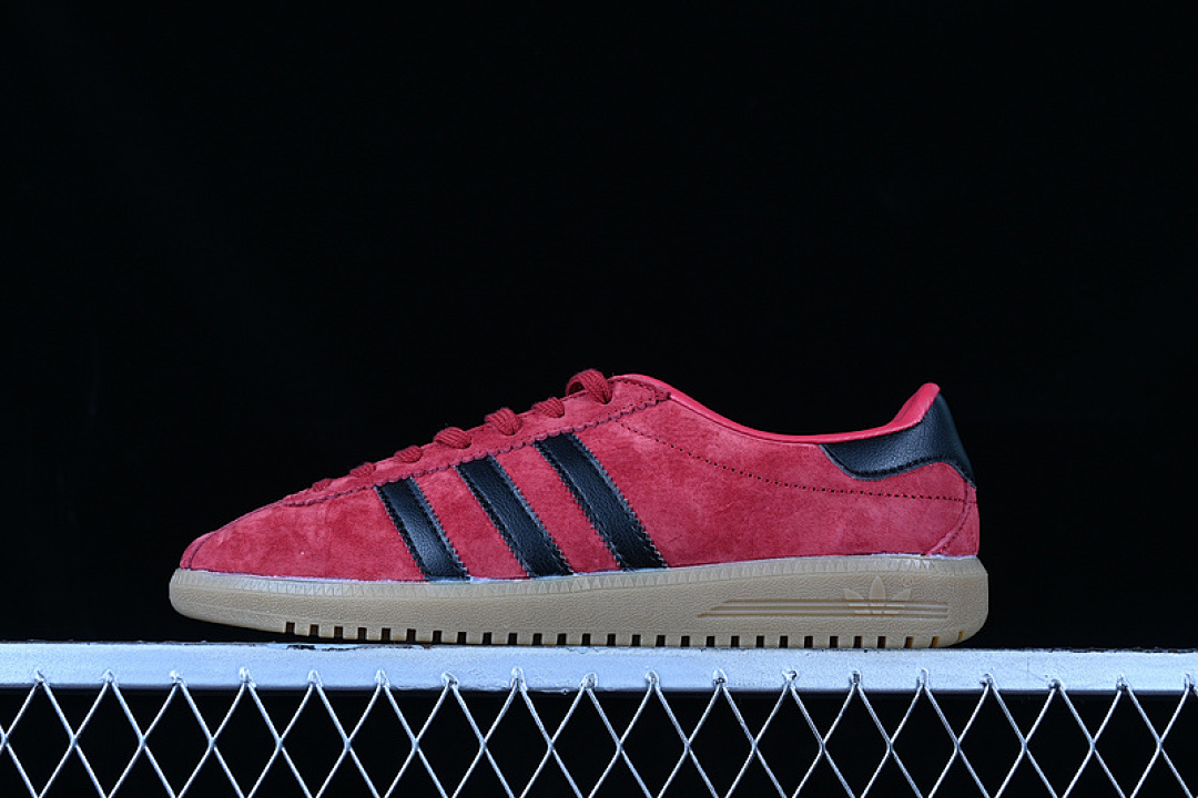 Adidas [AQ1047]-[ADIDAS BERMUDA SCARLET/CORE BLACK/GUM]-[WOMAN:36-39]-[MAN:40-45], photo 1