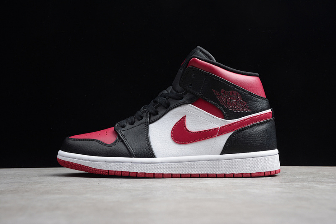 Jordan [554724-066]-[AIR JORDAN 1 MID BRED TOE BLACK/RED/WHITE]-[WOMAN:36-39]-[MAN:40-47.5], photo 1