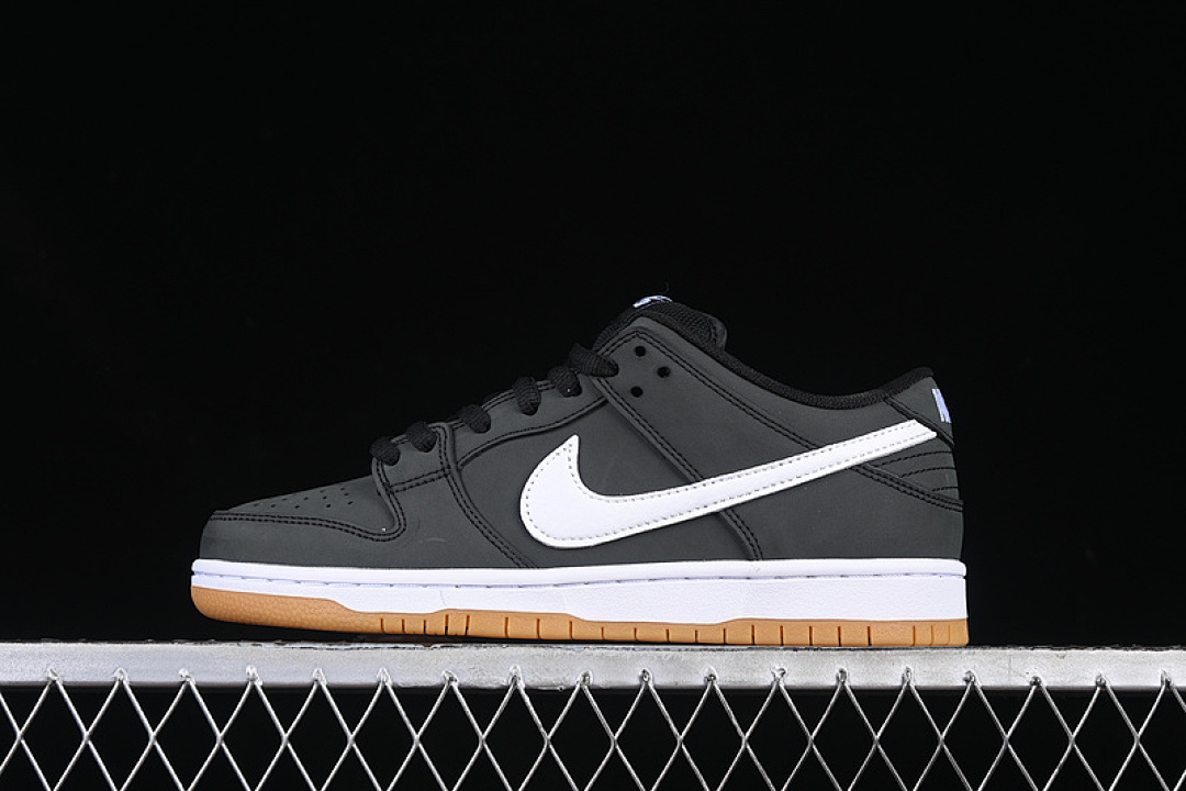 Unbranded [CD2563-006]-[SB DUNK LOW BLACK/WHITE/BLACK/GUM LIGHT BROWN]-[WOMAN:36-39]-[MAN:40-47.5], photo 1