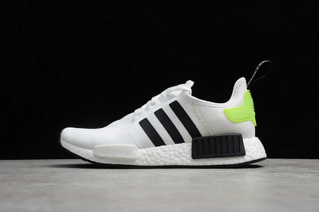 Unbranded [FW2699]-[NMD_R1 SHOES CLOUD WHITE/CORE BLACK/CLOUD WHITE]-[WOMAN:36-39]-[MAN:40-45], photo 1