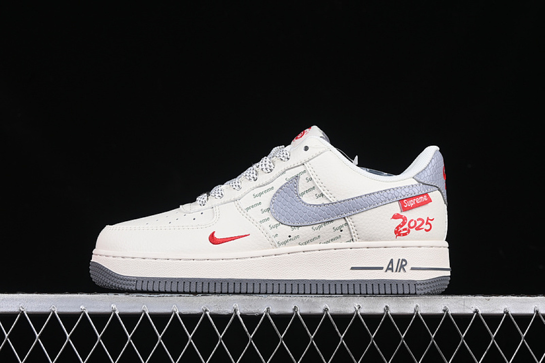 Nike [XS1958-503]-[AIR FORCE 1 07 LOW SUP WHITE/GREY/RED/SILVER]-[WOMAN:36-39]-[MAN:40-45] - Image 3
