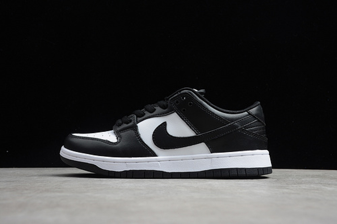 Unbranded [CN8607-003]-[SB DUNK LOW PRO BLACK/WHITE]-[WOMAN:36-39]-[MAN:40-45], photo 1