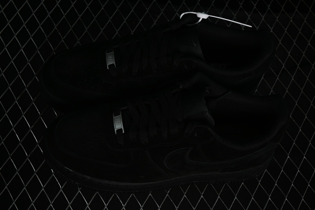 Nike [HQ1966-002]-[AIR FORCE 1 07 LOW BLACK]-[WOMAN:36-39]-[MAN:40-45] - Image 10