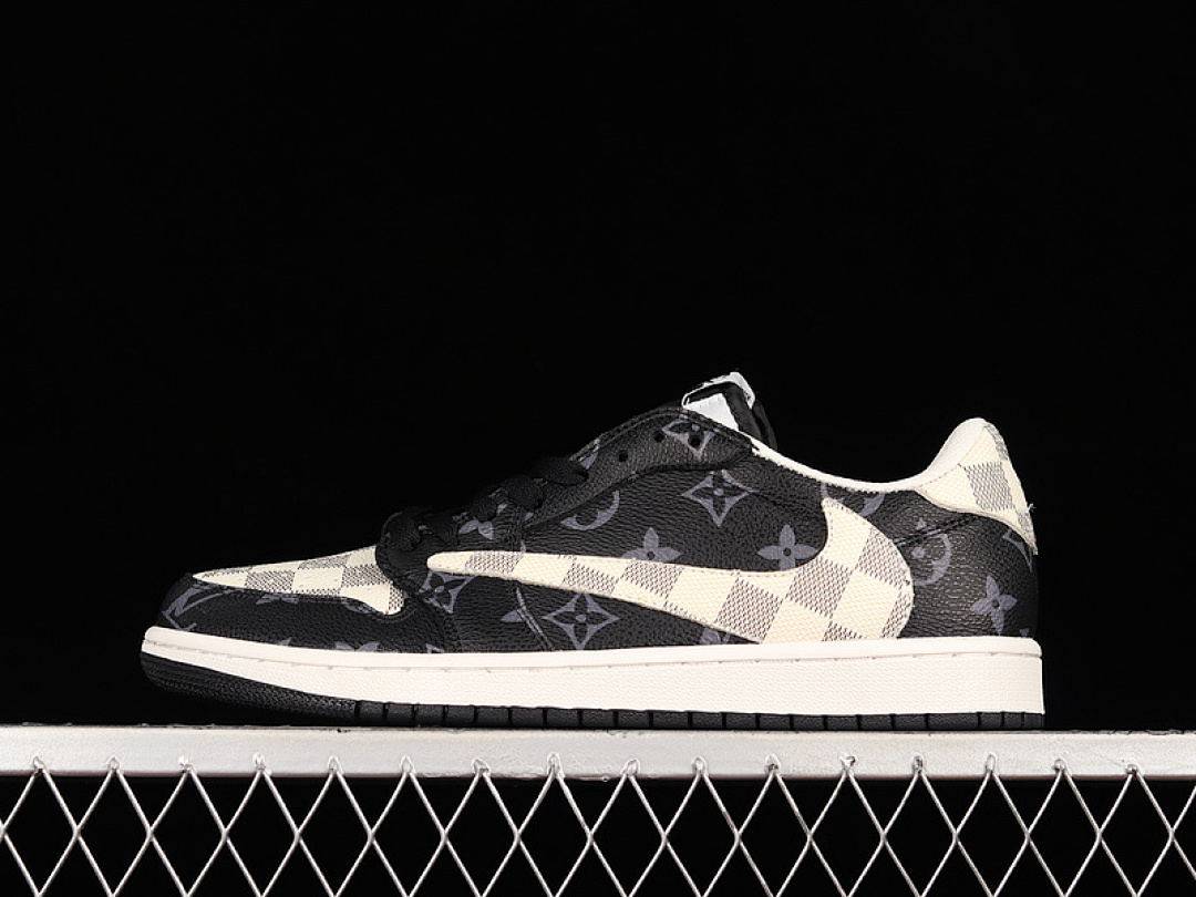 Jordan [DM7866-512]-[TRAVIS SCOTT X AIR JORDAN 1 LOW OG L*V BLACK/GREY/BEIGE]-[UNISEX:36-46], photo 1