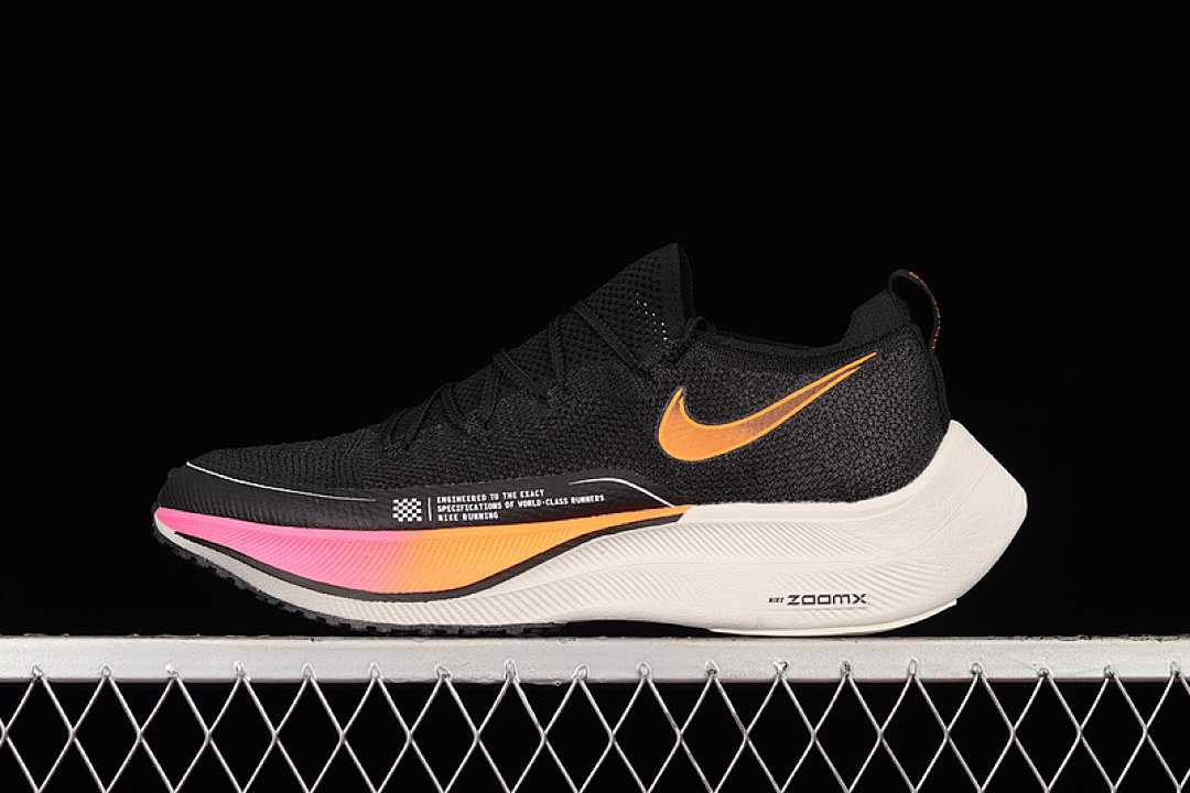 Unbranded [DM4386-993]-[ZOOMX VAPORFLY NEXT％ 4.0 BLACK/WHITE/ORANGE]-[WOMAN:36-39]-[MAN:40-45], photo 1