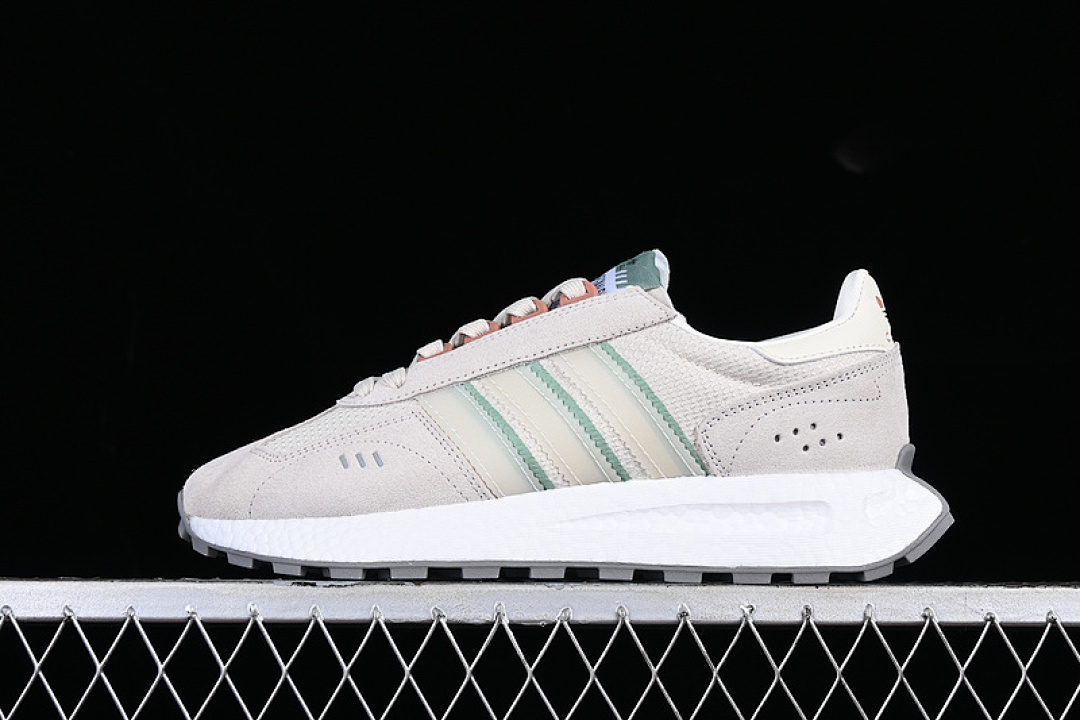 Adidas Adidas RETROPY E5 WHITE/GREY/GREEN · IG3400, photo 1