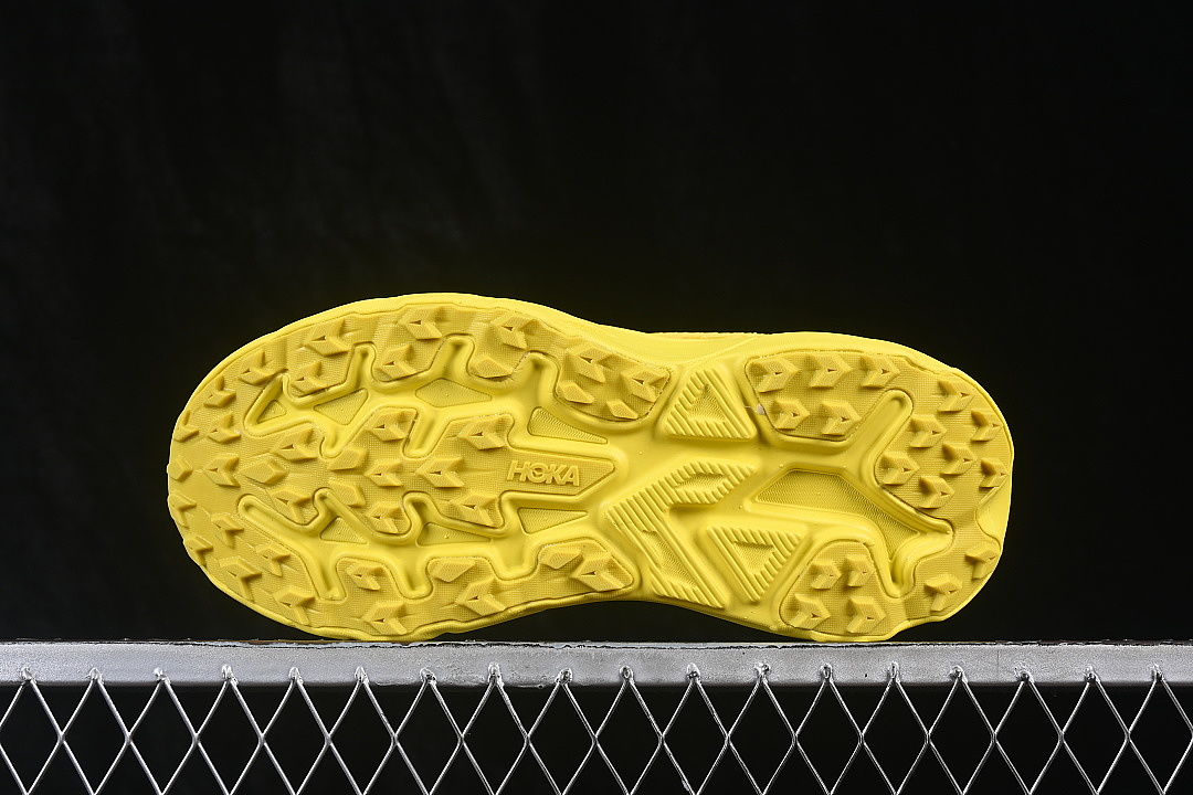 Chanel [1168716-ENL]-[CHALLENGER 8 HIGH-TOP RUNNING SHOES YELLOW/YELLOW]-[MAN:40-45] - Image 15