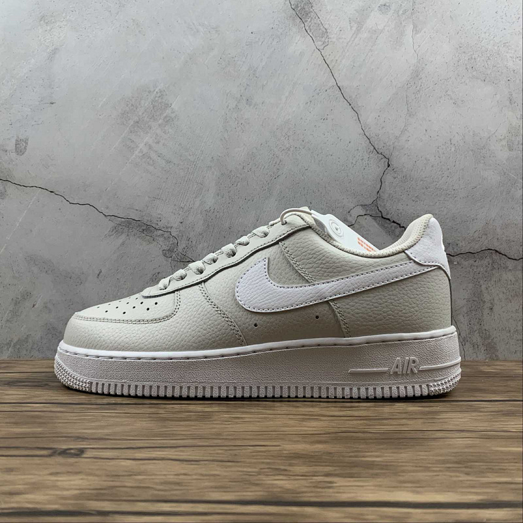 Nike [CT2302-001]-[AIR FORCE 1 LOW 07 LIGHT BONE/WHITE/WHITE]-[WOMAN:36-39]-[MAN:40-45], photo 1