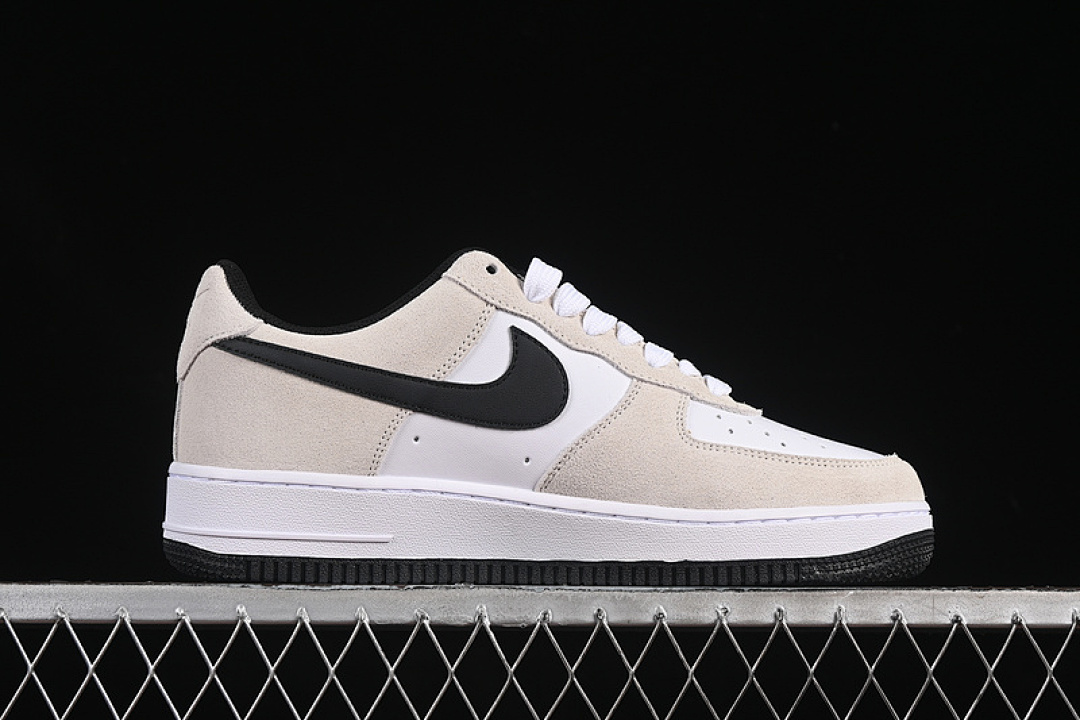 Nike [IB6388-100]-[AIR FORCE 1 07 LOW WHITE/BLACK/GREY]-[WOMAN:36-39]-[MAN:40-45] - Image 16