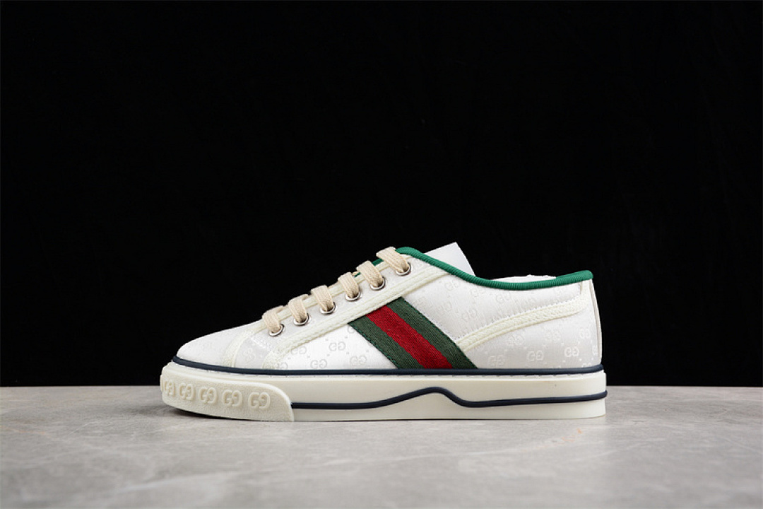 Gucci Gucci [ TENNIS 1977 PRINT SNEAKER WHITE/RED/GREEN]-[WOMAN:35-39]-[MAN:40-44], photo 1