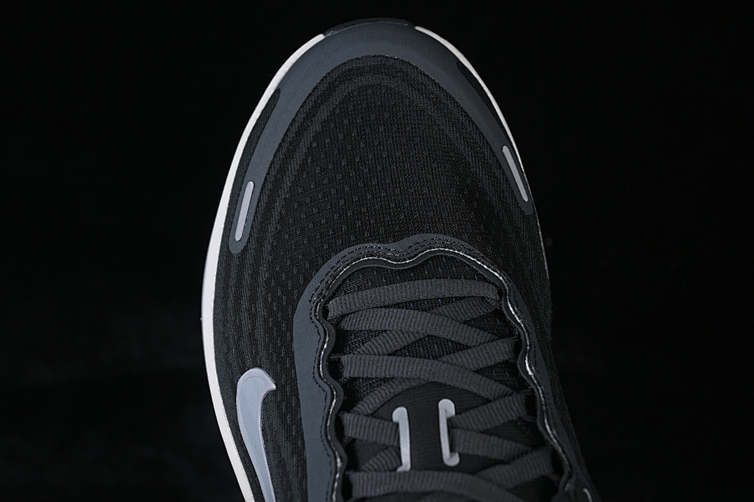 Nike [HV8150-008]-[VOMERO PLUS ANTHRACITE/SUMMIT WHITE/WOLF GREY]-[WOMAN:35.5-39]-[MAN:40-46] - Image 10