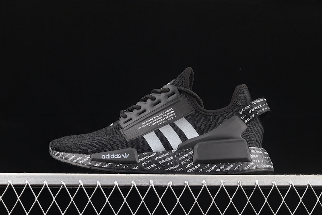 Unbranded [GX1120]-[R1 BOOST V2 BLACK/BLACK/BLACK]-[WOMAN:36-39]-[MAN:40-45], photo 1